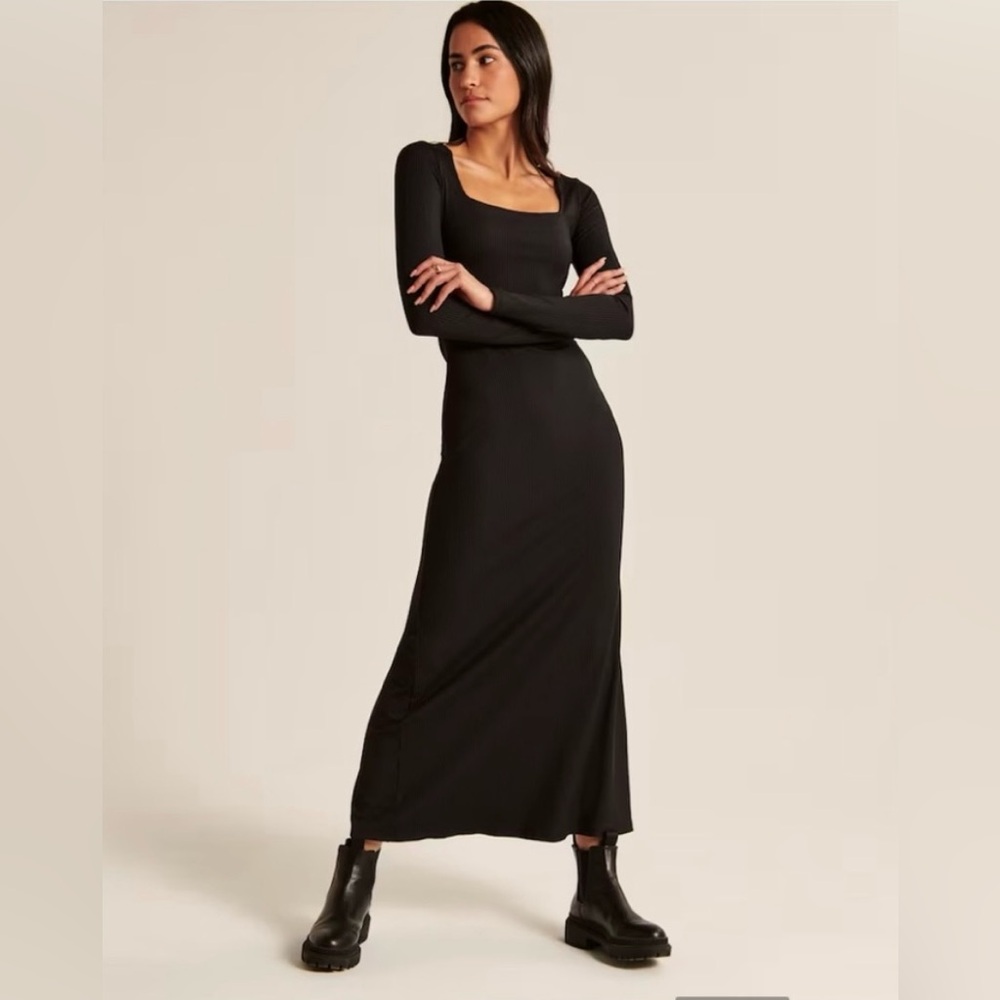 Long-sleeve Maxi dress